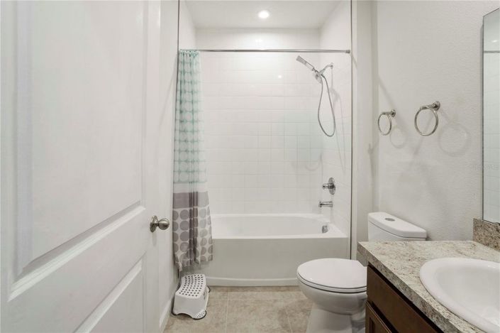 Image No.22-4 Bed House for sale