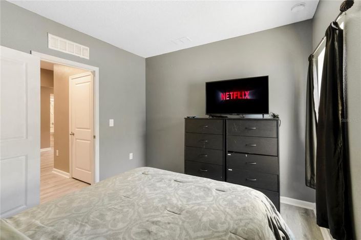 Image No.27-4 Bed House for sale