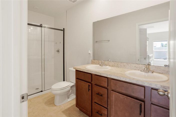 Image No.32-4 Bed House for sale