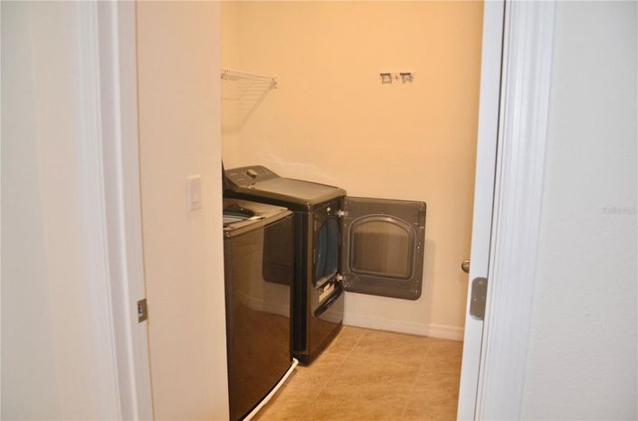 Image No.16-4 Bed House for sale