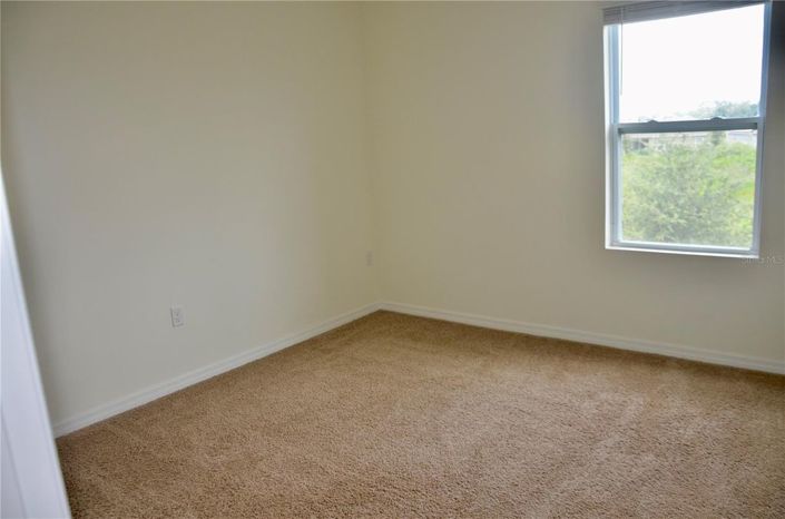 Image No.19-4 Bed House for sale