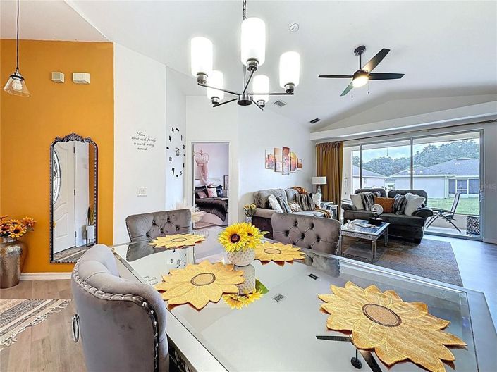 Image No.12-2 Bed House for sale