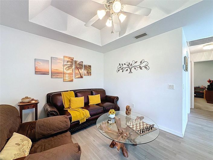 Image No.35-2 Bed House for sale