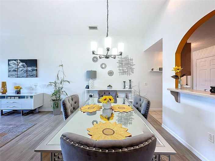 Image No.9-2 Bed House for sale