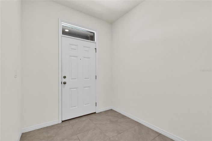 Image No.14-3 Bed Townhouse for sale