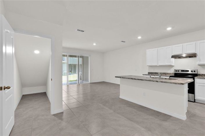 Image No.16-Maison de ville de 3 chambres à vendre à Saint John