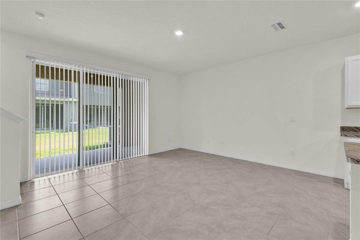 Image No.22-3 Bed Townhouse for sale