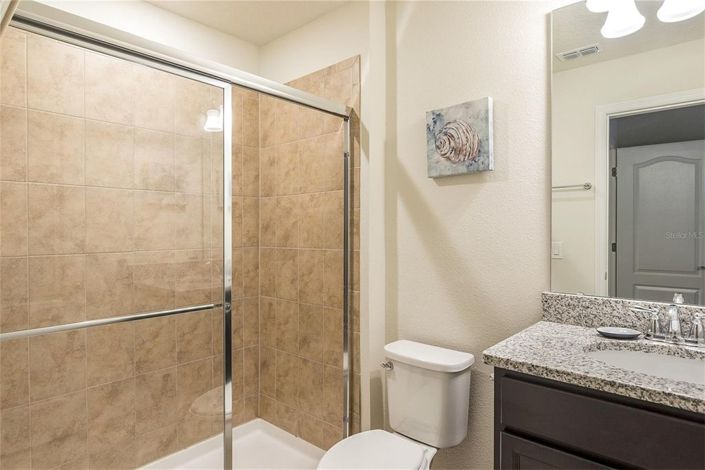 Image No.19-5 Bed Townhouse for sale