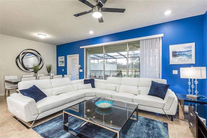 Image No.7-5 Bed Townhouse for sale