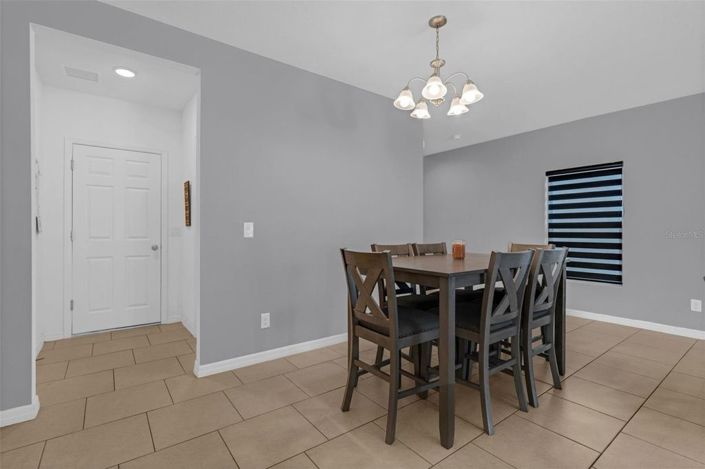 Image No.11-4 Bed House for sale