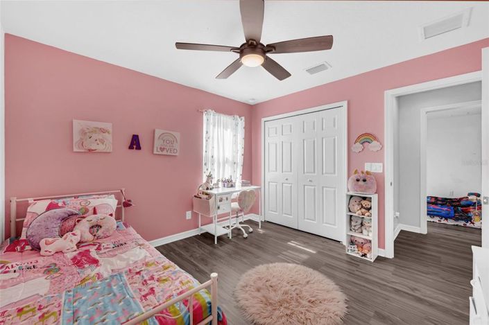 Image No.20-4 Bed House for sale