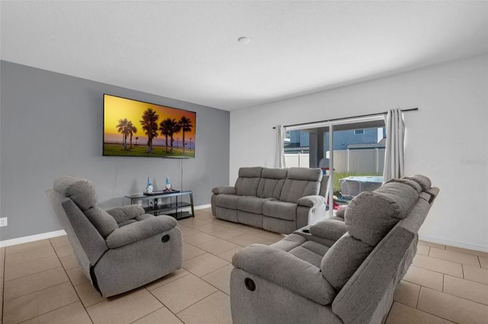 Image No.9-4 Bed House for sale