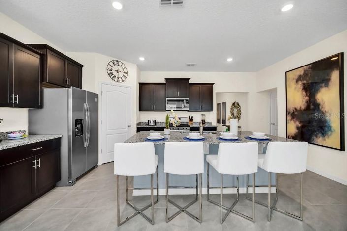 Image No.19-6 Bed House for sale