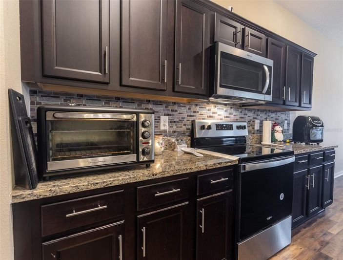 Image No.17-3 Bed House for sale