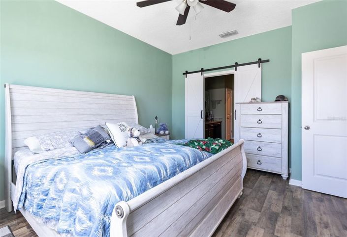 Image No.22-3 Bed House for sale