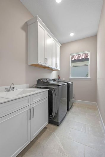 Image No.25-3 Bed House for sale