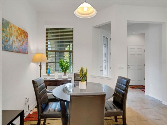 Image No.11-2 Bed House for sale