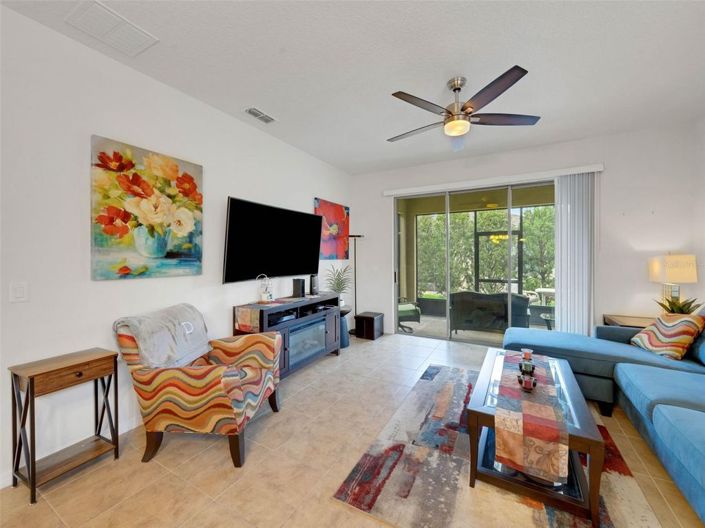 Image No.10-2 Bed House for sale