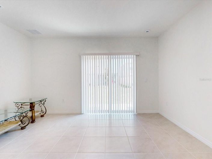 Image No.14-5 Bed House for sale