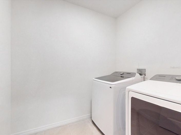 Image No.26-5 Bed House for sale