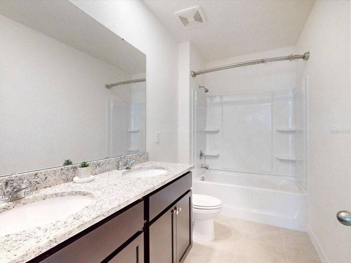 Image No.27-5 Bed House for sale