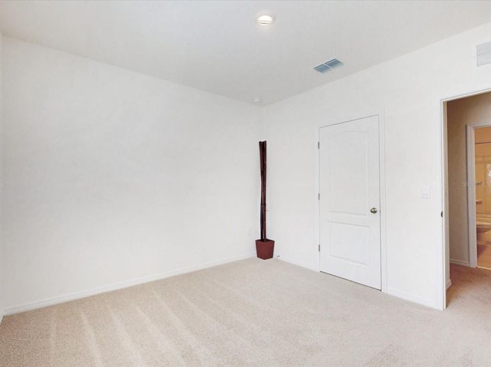 Image No.29-5 Bed House for sale