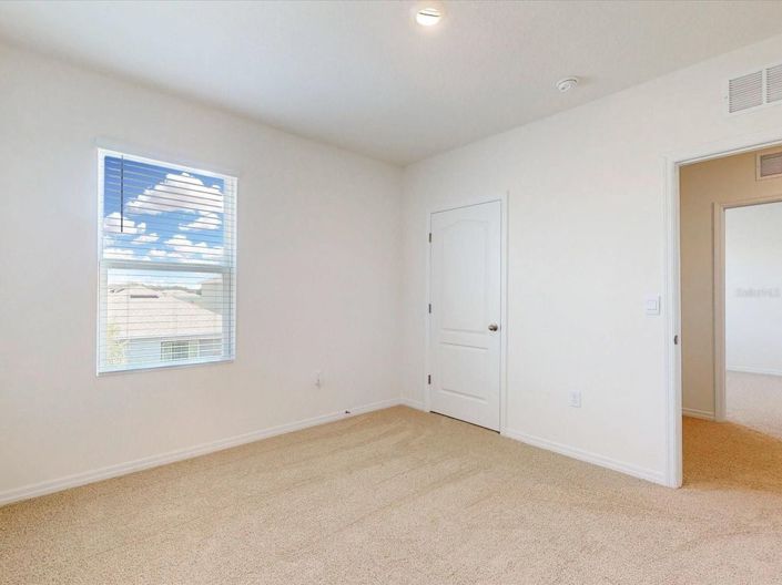 Image No.30-5 Bed House for sale