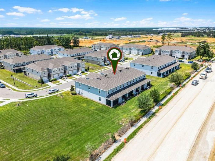 Image No.30-3 Bed Townhouse for sale