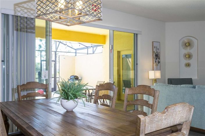 Image No.14-4 Bed Townhouse for sale