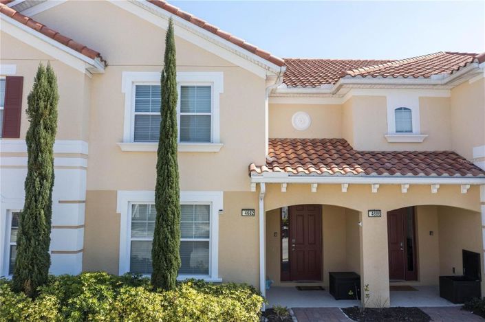 Image No.3-4 Bed Townhouse for sale