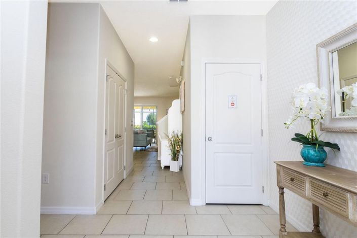 Image No.8-4 Bed Townhouse for sale