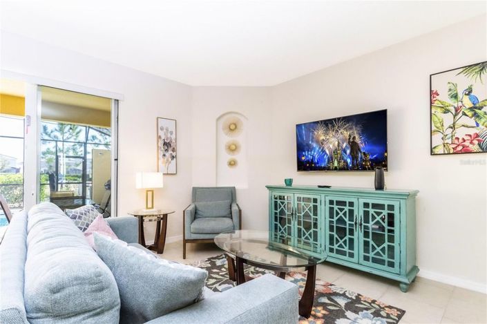 Image No.10-4 Bed Townhouse for sale