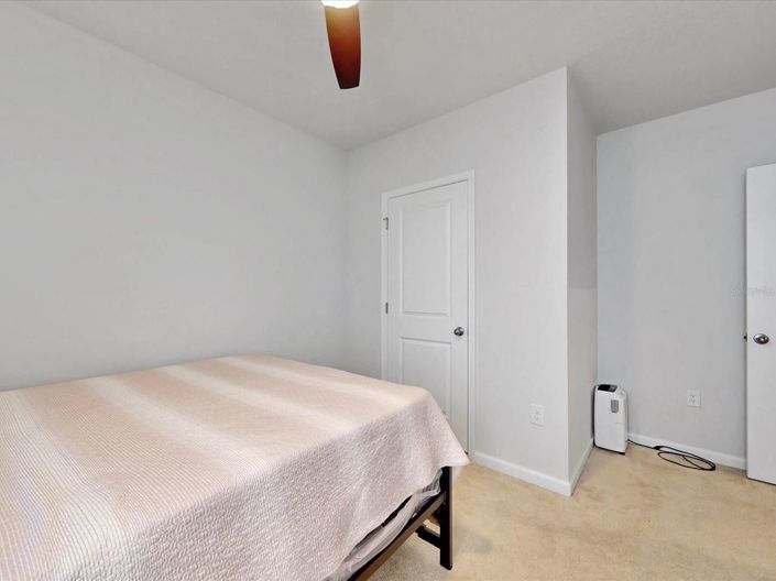 Image No.15-3 Bed House for sale