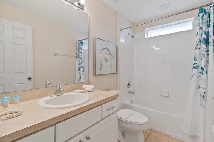 Image No.15-3 Bed House for sale