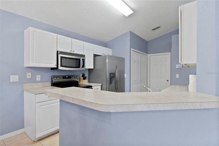 Image No.8-3 Bed House for sale