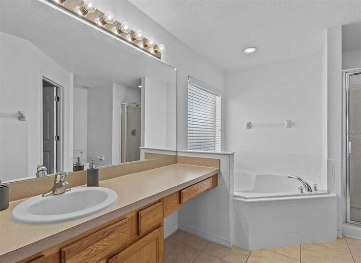 Image No.13-5 Bed House for sale