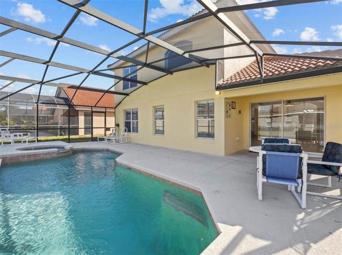 Image No.3-5 Bed House for sale