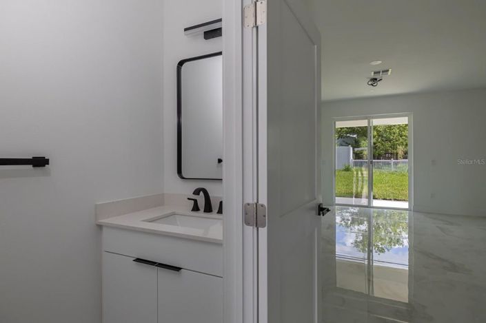 Image No.7-3 Bed Townhouse for sale