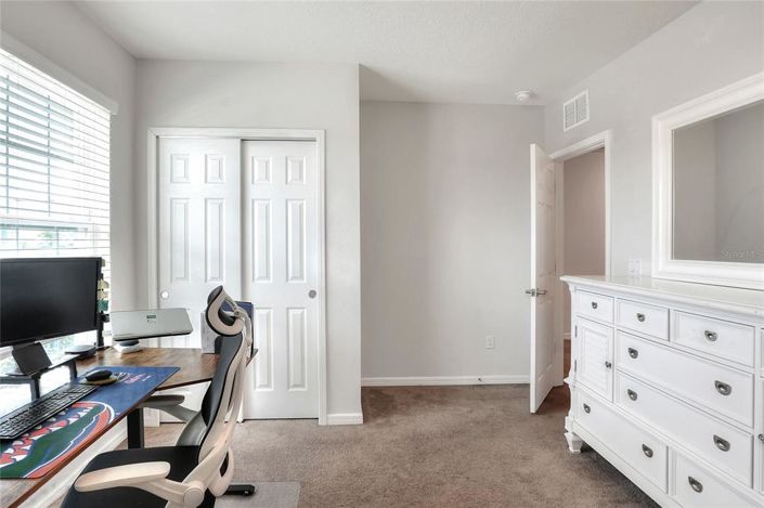 Image No.26-4 Bed House for sale