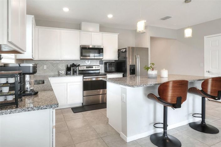 Image No.10-4 Bed House for sale