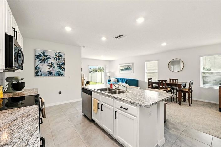 Image No.13-5 Bed House for sale