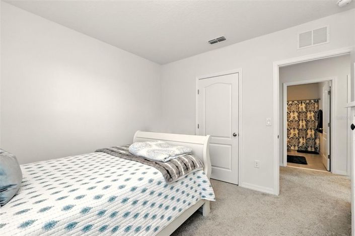 Image No.37-5 Bed House for sale