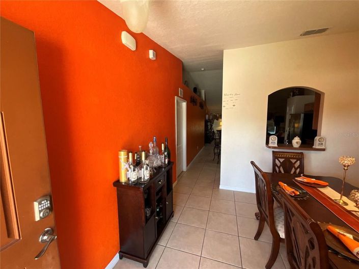 Image No.11-4 Bed House for sale