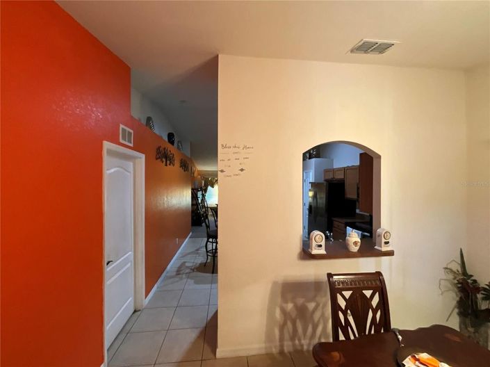 Image No.12-4 Bed House for sale