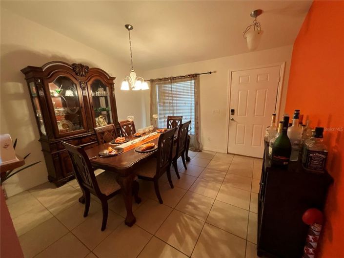 Image No.14-4 Bed House for sale