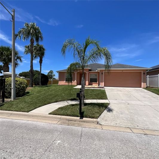 Image No.2-4 Bed House for sale