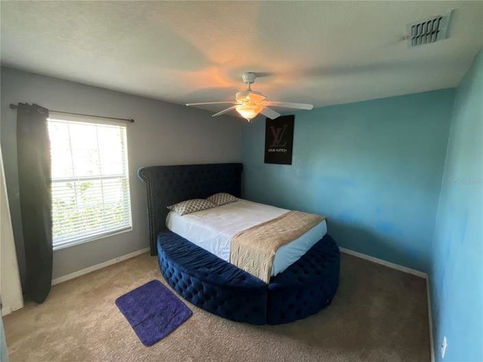 Image No.25-4 Bed House for sale