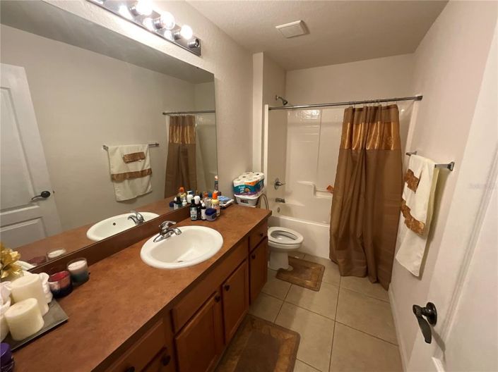 Image No.34-4 Bed House for sale