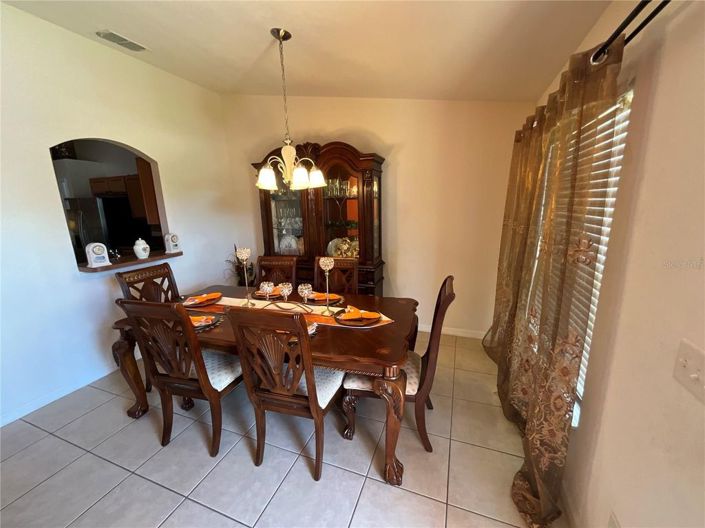 Image No.9-4 Bed House for sale