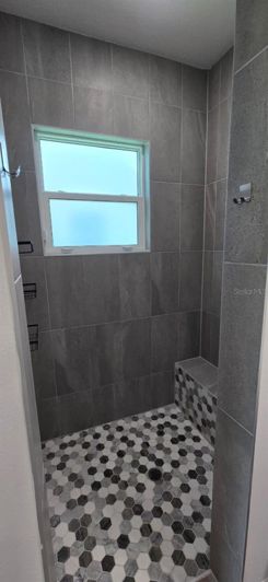 Image No.20-4 Bed House for sale